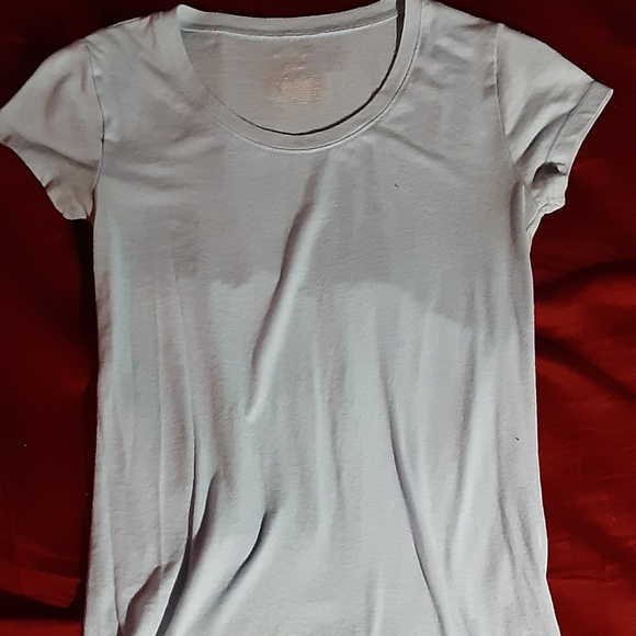 Tee - Picture 1 of 1